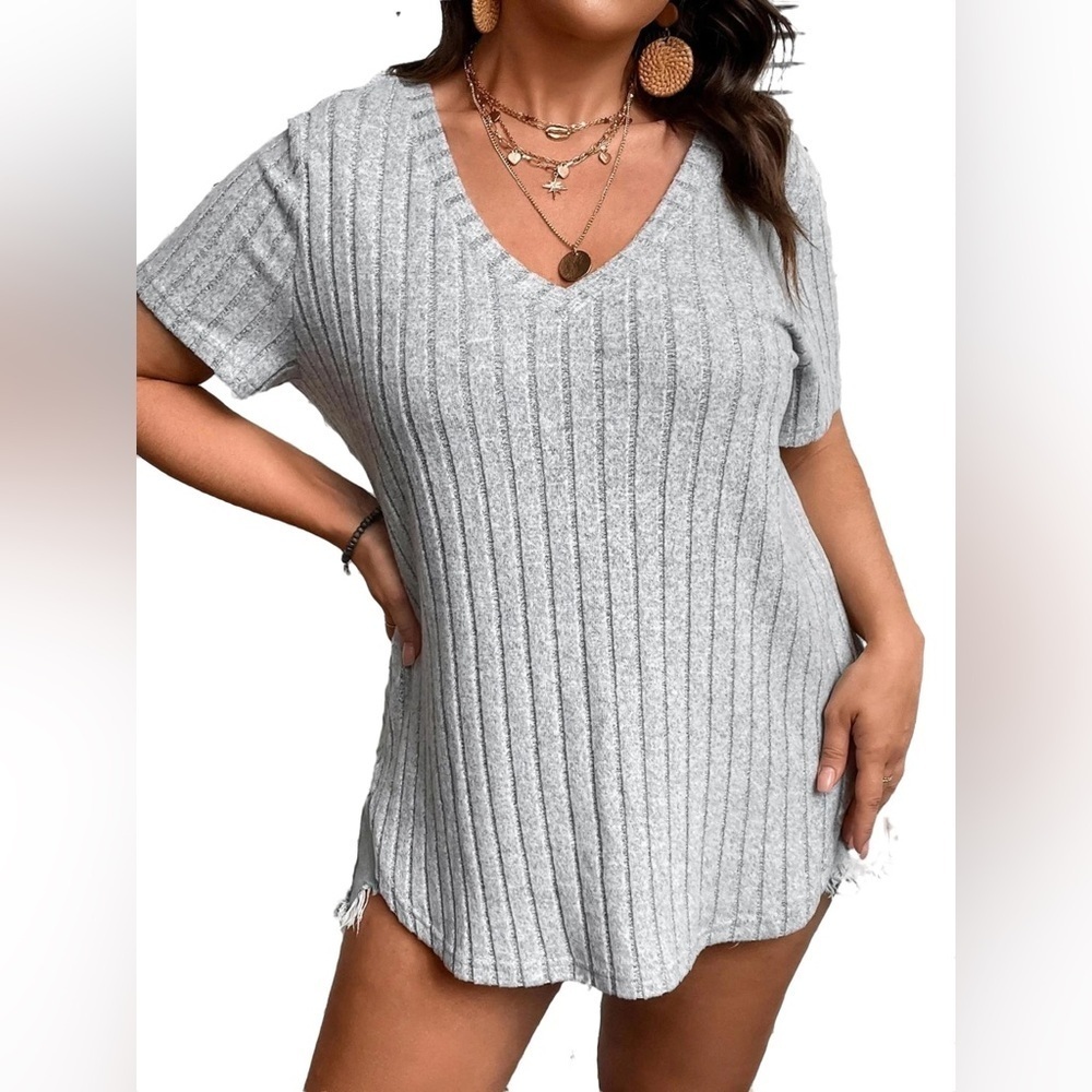 Gray Ribbed V-Neck Top - Picture 1 of 5